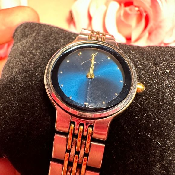 YSL authentic vintage watch - baby blue authentic silver watch - Picture 4 of 11